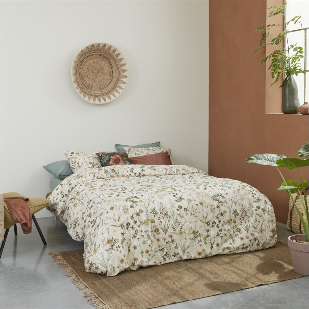 Laurie Flowered Duvet Cover Set by Jo&Me
