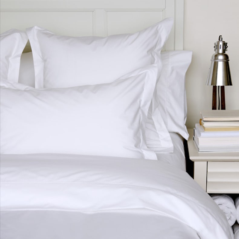Percale Deluxe Solid Fitted Sheet by Cuddledown Bedding