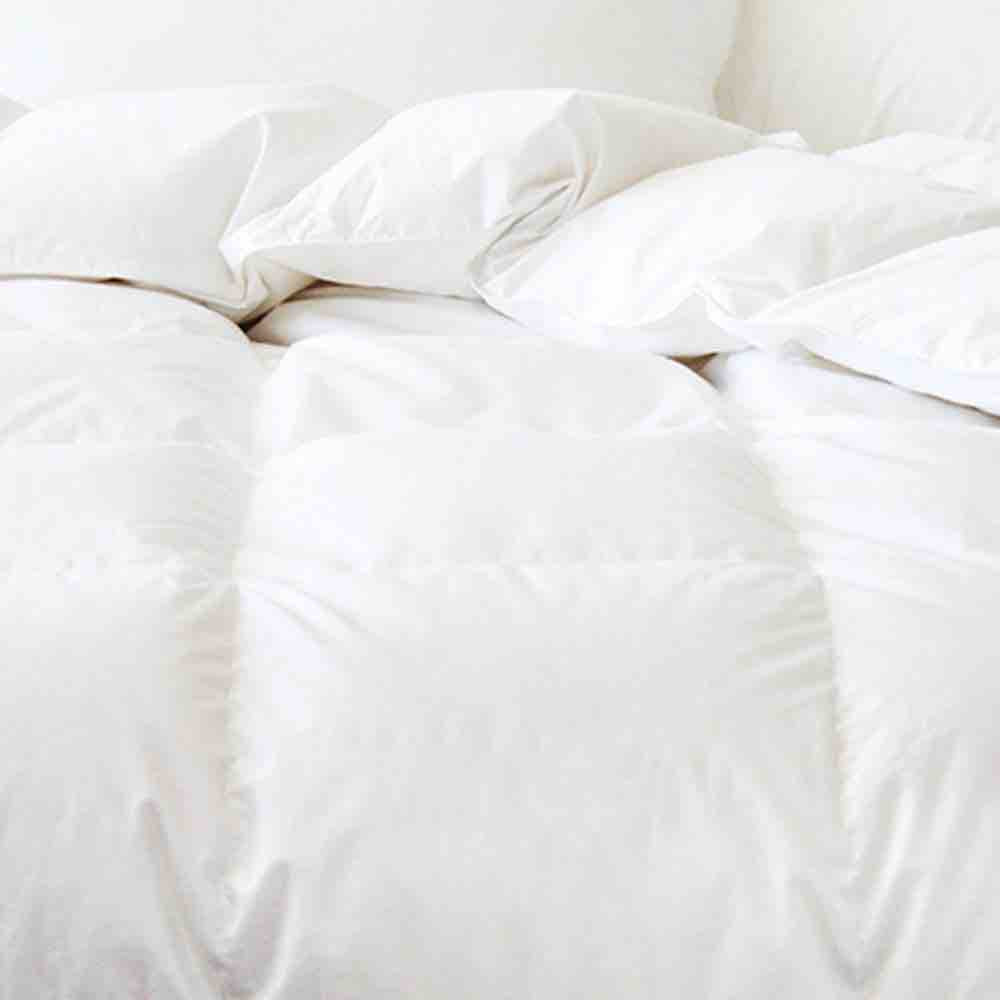 Chinook Down Duvet by Cuddledown
