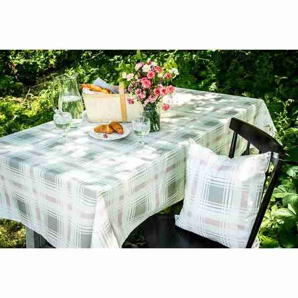 Pique-Nique Pink And Grey Plaid Tablecloth