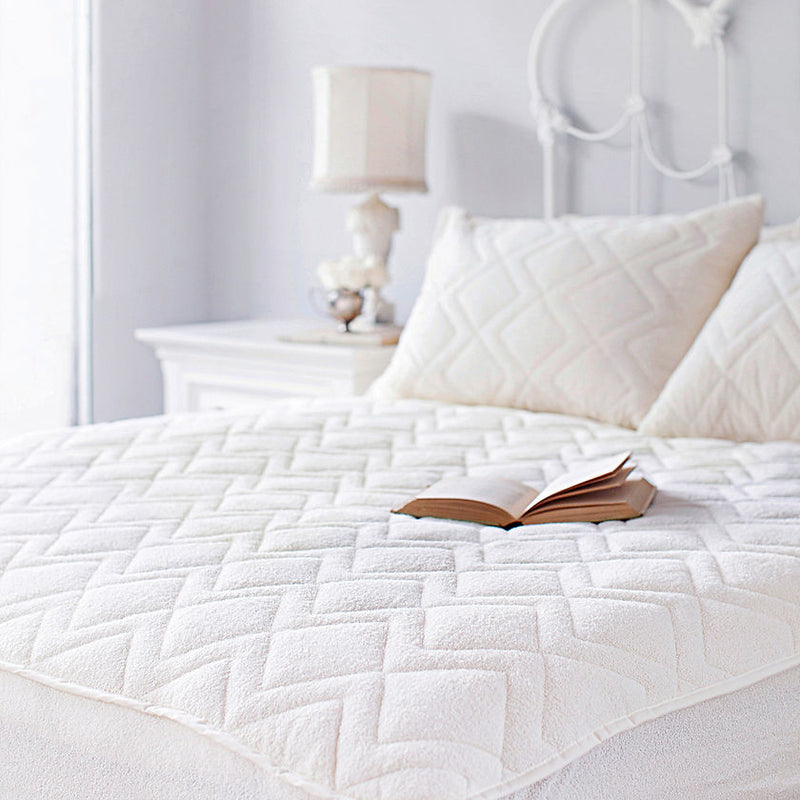 Dormeir Mattress Protector by St Geneve - Made In Canada