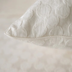 Anello Alabaster | Jacquard Bedding by St Geneve - Fabric from Italy Sewn in Canada