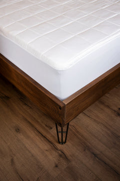 Silk Mattress Pads in Cloth Bag