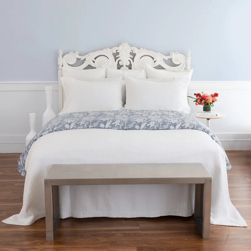 Rochelle | Matelassé Bedding by St Geneve Fine Linen Made for St Genève in Portugal