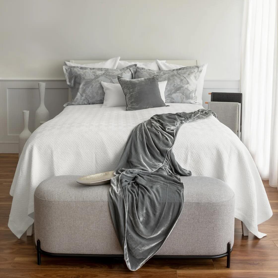 Scala White | Matelassé Bedding by St Geneve Fine Linen - Made In Italy