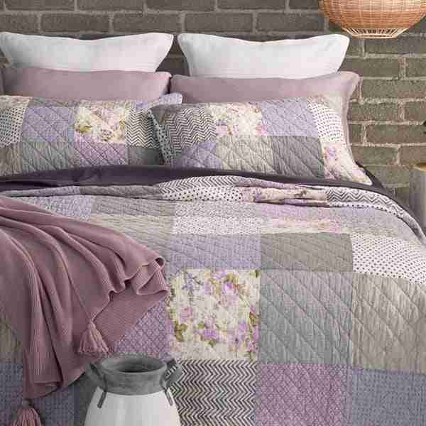 Theoline Lilac Patchwork Quilt